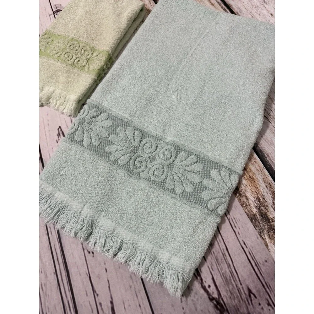 Vtg Cannon Monticello Santa Cruz Bath & Hand Towel Sculpted Fringe Greens